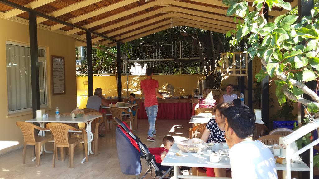 Caner Hotel Kemer Exteriör bild