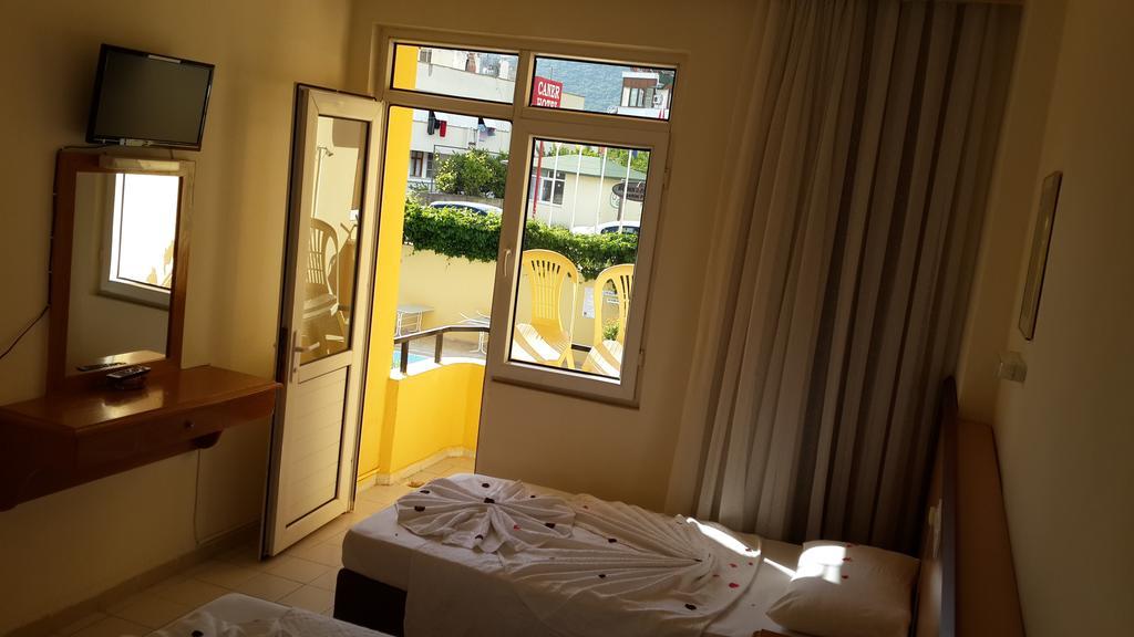 Caner Hotel Kemer Exteriör bild