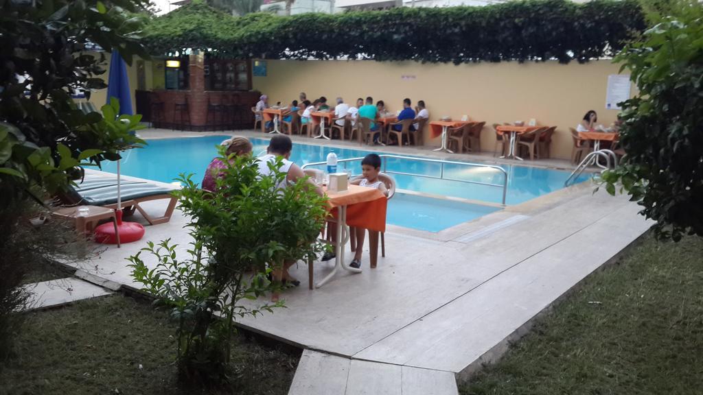 Caner Hotel Kemer Exteriör bild