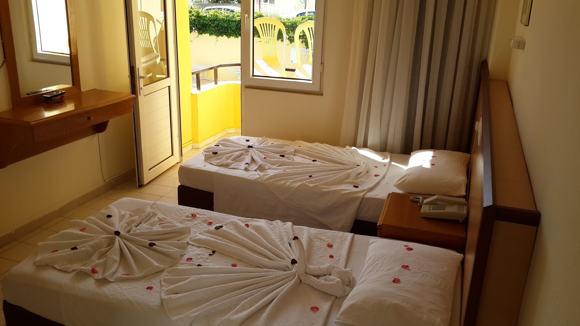 Caner Hotel Kemer Exteriör bild